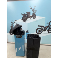 Чехол на аккумулятор Minako Monster 21/30