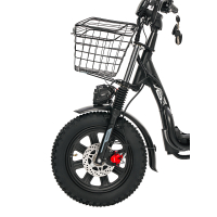 Minako Titan 2.0, Чёрный