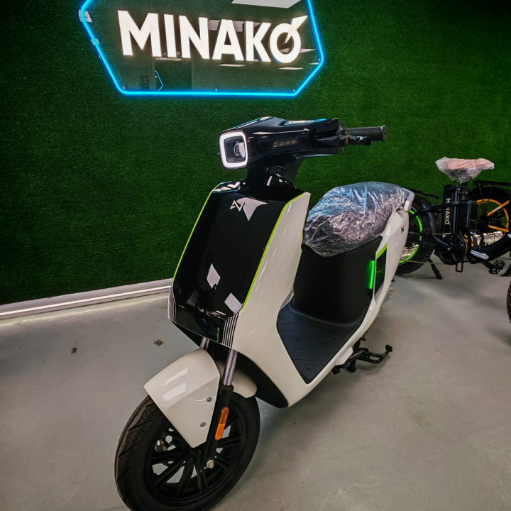 Электрический Скутер Minako NCS (Уценка)